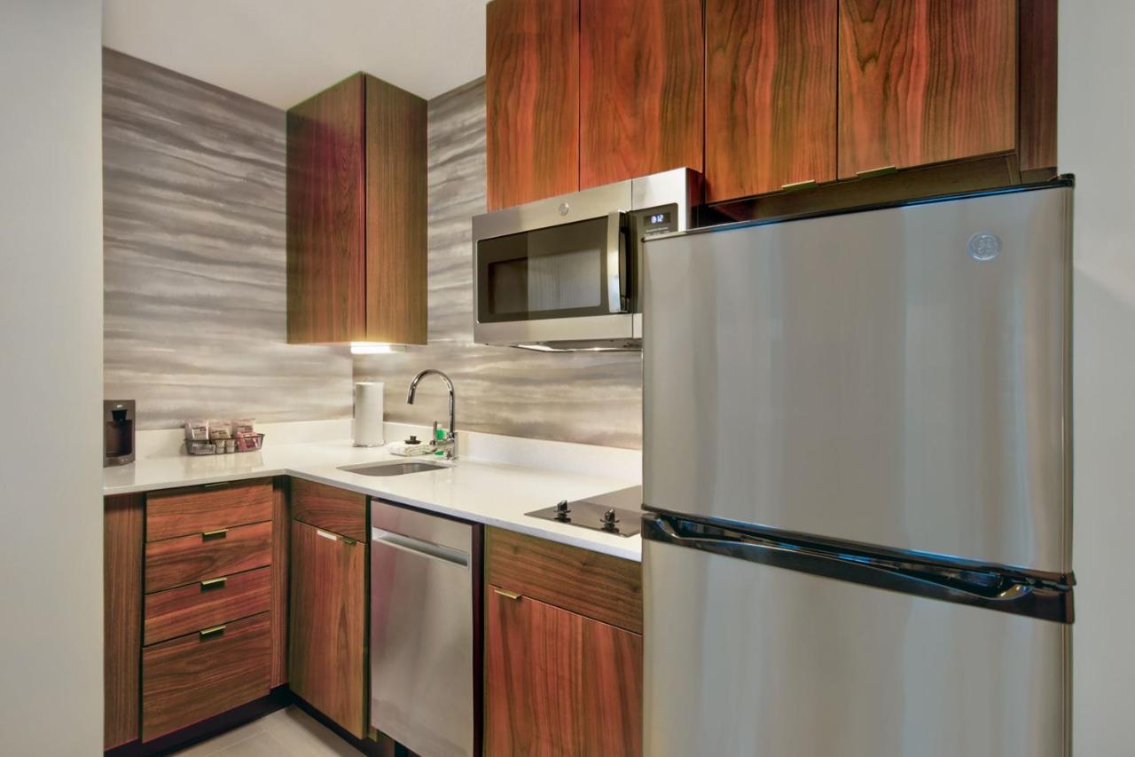 Residence Inn By Marriott Orlando At Flamingo Crossings Town Center Four Corners Exterior foto